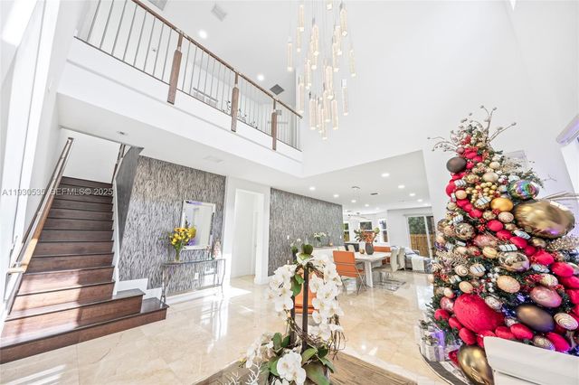 6933 NW 104th Ct 6933, Doral, FL 33178