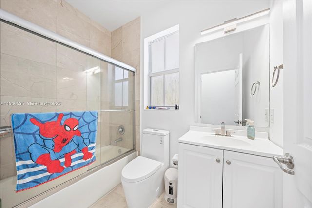 6933 NW 104th Ct 6933, Doral, FL 33178