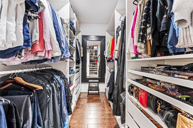 6933 NW 104th Ct 6933, Doral, FL 33178