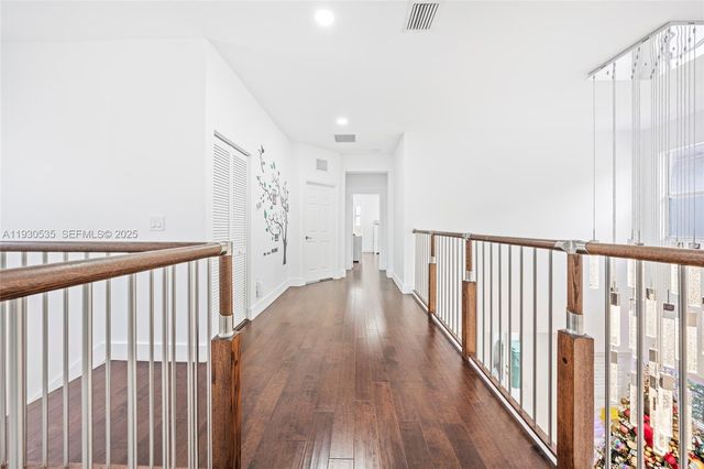 6933 NW 104th Ct 6933, Doral, FL 33178