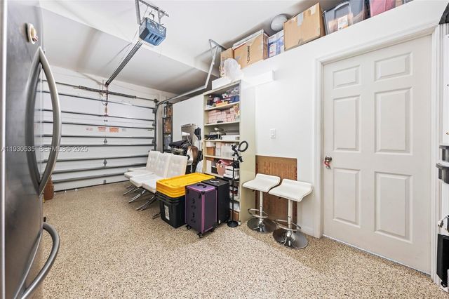 6933 NW 104th Ct 6933, Doral, FL 33178