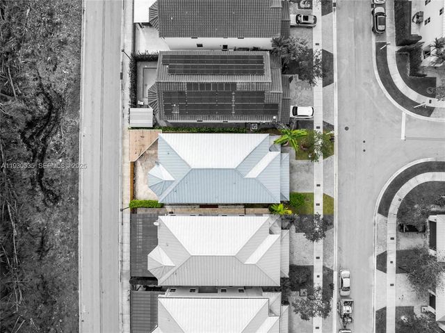 6933 NW 104th Ct 6933, Doral, FL 33178