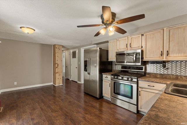 14666 Mill Valley Lane, Granger, IN 46530