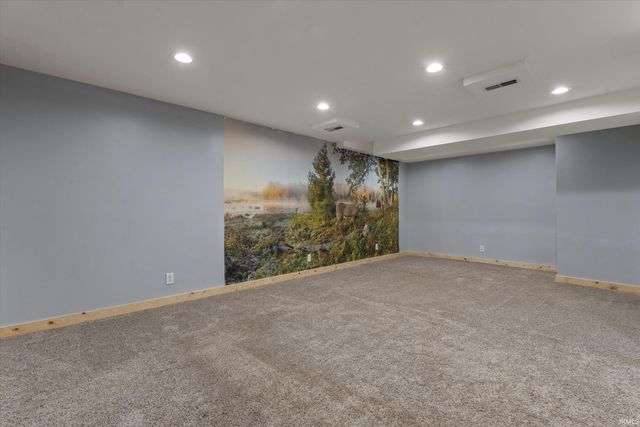 14666 Mill Valley Lane, Granger, IN 46530