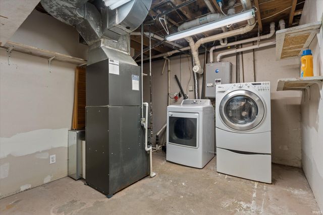 14666 Mill Valley Lane, Granger, IN 46530