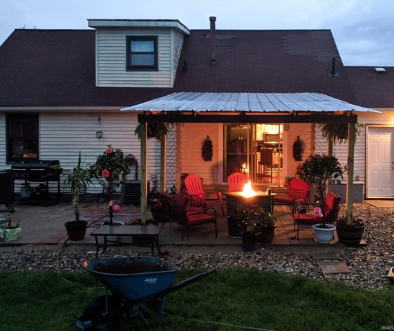 14666 Mill Valley Lane, Granger, IN 46530