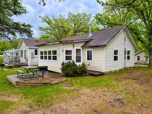 27621 Co Hwy 83 3, Battle Lake, MN 56515