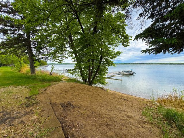 27621 Co Hwy 83 3, Battle Lake, MN 56515