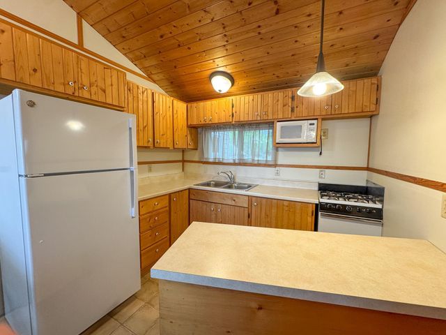 27621 Co Hwy 83 3, Battle Lake, MN 56515