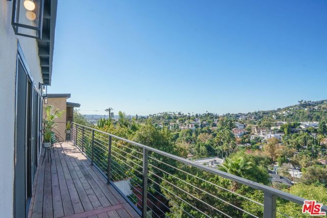 6374 Macal Place, Los Angeles, CA 90068