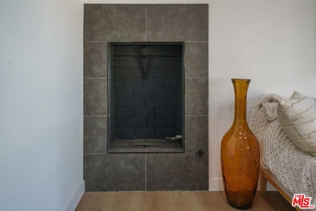 6374 Macal Place, Los Angeles, CA 90068