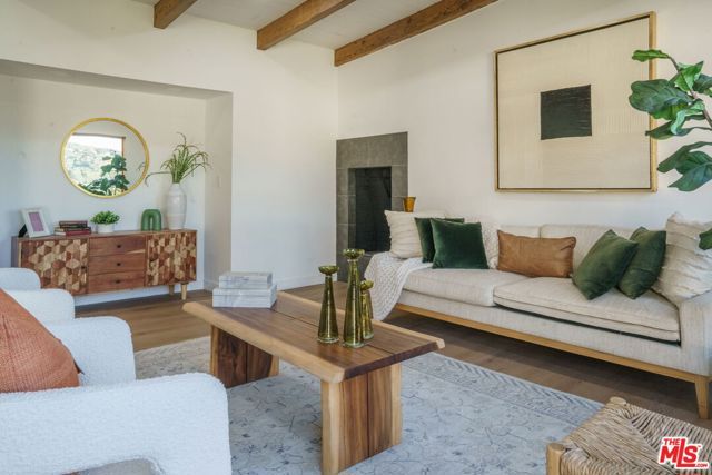 6374 Macal Place, Los Angeles, CA 90068