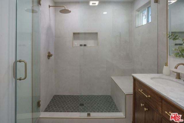 6374 Macal Place, Los Angeles, CA 90068