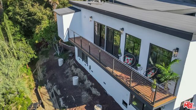 6374 Macal Place, Los Angeles, CA 90068