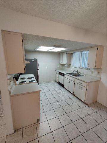 8565 SW 109TH STREET, Ocala, FL 34481