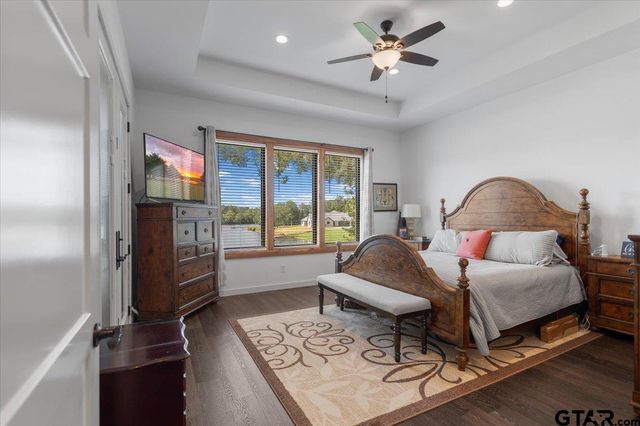24016 Wildflower Circle, Lindale, TX 75771