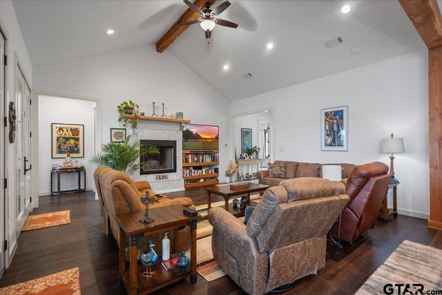 24016 Wildflower Circle, Lindale, TX 75771