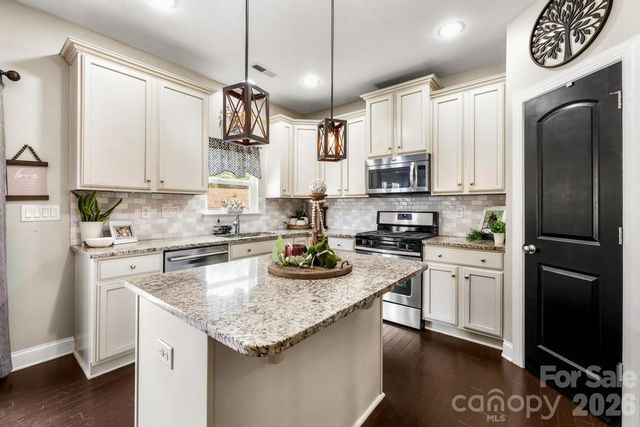 1007 Hamil Ridge Drive, Waxhaw, NC 28173