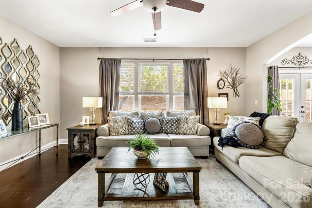 1007 Hamil Ridge Drive, Waxhaw, NC 28173