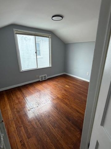 19995 Goddard Street, Detroit, MI 48234