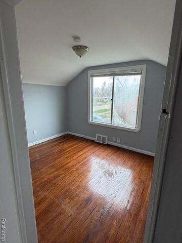 19995 Goddard Street, Detroit, MI 48234