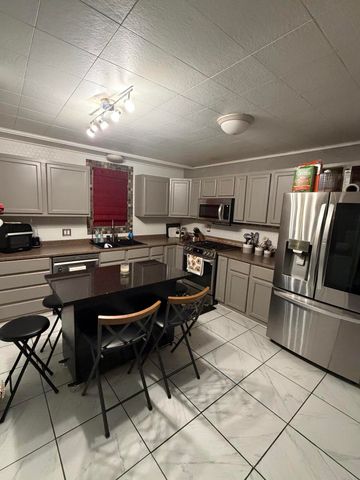 4673 Henry Street, Norton Shores City, MI 49441