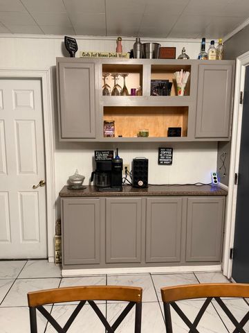 4673 Henry Street, Norton Shores City, MI 49441