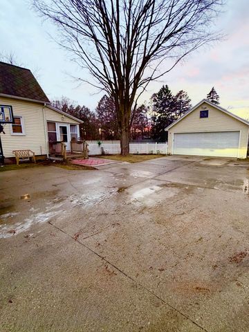 4673 Henry Street, Norton Shores City, MI 49441