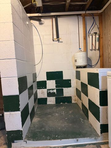 4673 Henry Street, Norton Shores City, MI 49441