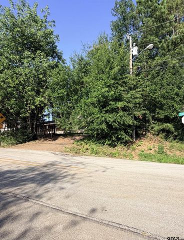 1520 Skidmore Ln., Tyler, TX 75703