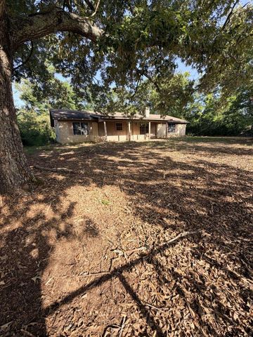 1520 Skidmore Ln., Tyler, TX 75703