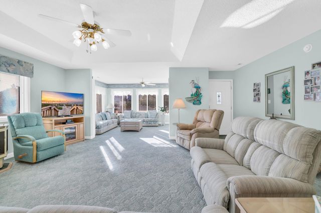 4612 Hedrick St., North Myrtle Beach, SC 29582