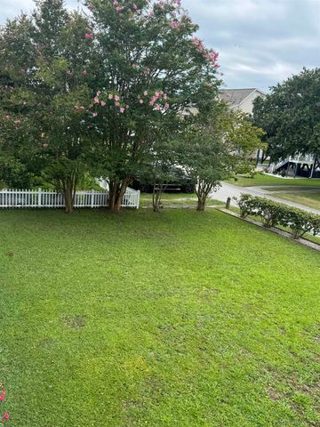 4612 Hedrick St., North Myrtle Beach, SC 29582