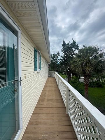 4612 Hedrick St., North Myrtle Beach, SC 29582