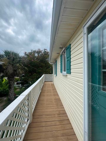 4612 Hedrick St., North Myrtle Beach, SC 29582