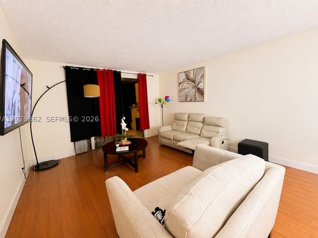 3730 Inverrary Dr 3B, Lauderhill, FL 33319