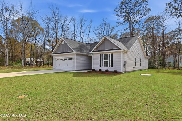 701 Boundary Loop Road NW, Calabash, NC 28467