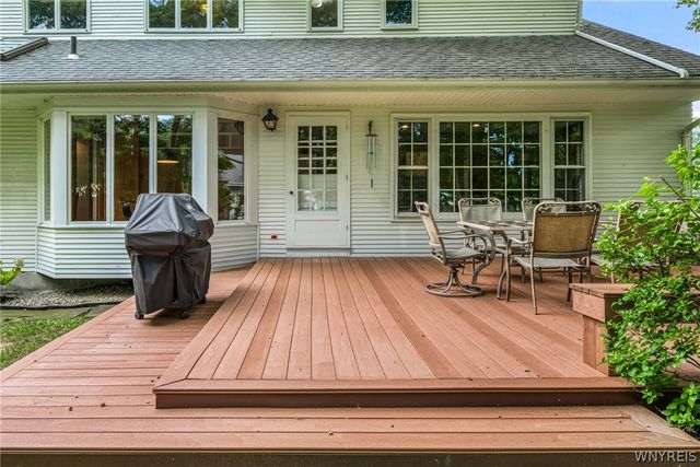 723 Mountain View Drive, Lewiston, NY 14092