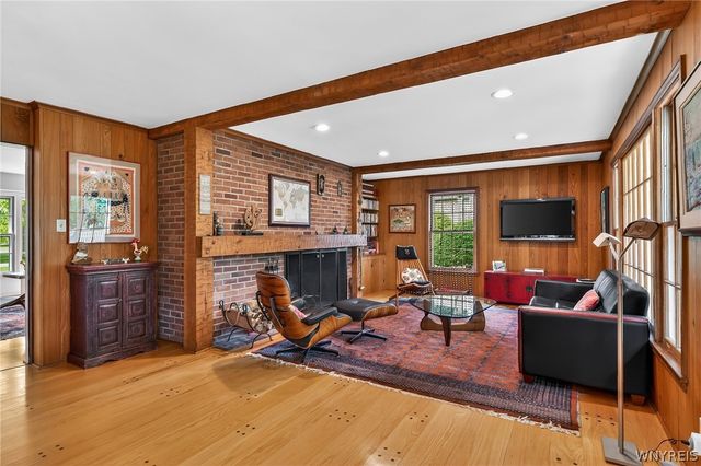 723 Mountain View Drive, Lewiston, NY 14092
