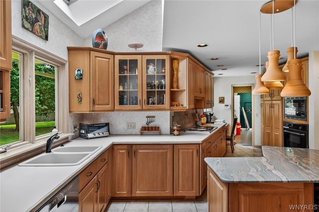 723 Mountain View Drive, Lewiston, NY 14092