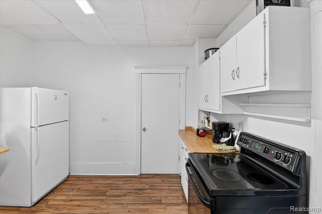 206 N Grinnell Street, Jackson, MI 49202