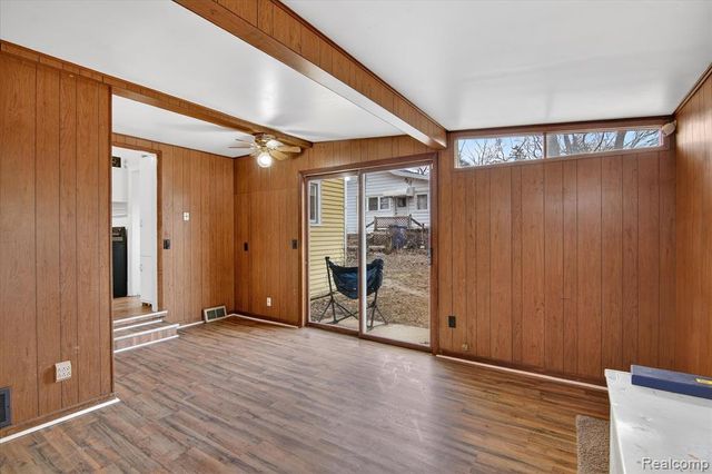 206 N Grinnell Street, Jackson, MI 49202