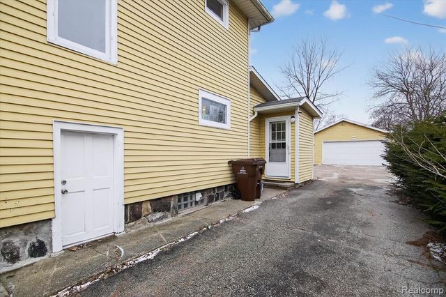 206 N Grinnell Street, Jackson, MI 49202