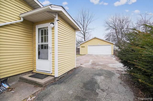 206 N Grinnell Street, Jackson, MI 49202