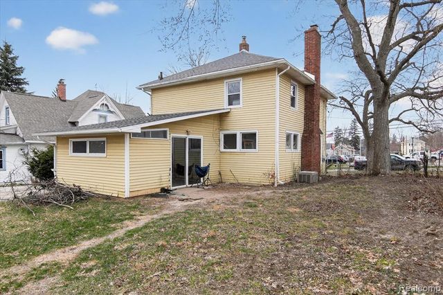 206 N Grinnell Street, Jackson, MI 49202