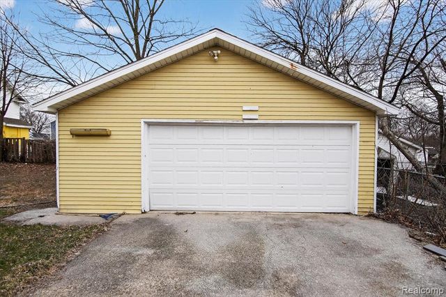 206 N Grinnell Street, Jackson, MI 49202