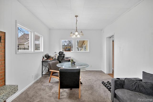 206 N Grinnell Street, Jackson, MI 49202