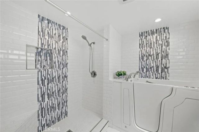 9206 La Colonia Avenue, Fountain Valley, CA 92708