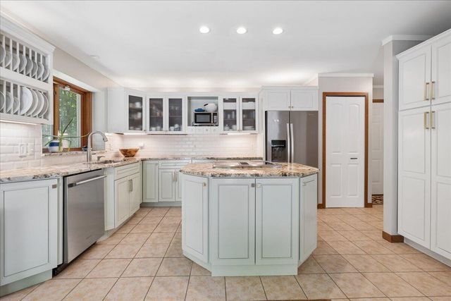 2920 N Harris Road, Ypsilanti, MI 48198