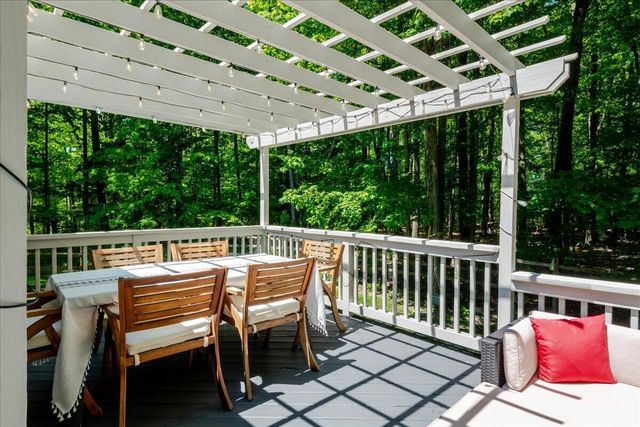 2920 N Harris Road, Ypsilanti, MI 48198